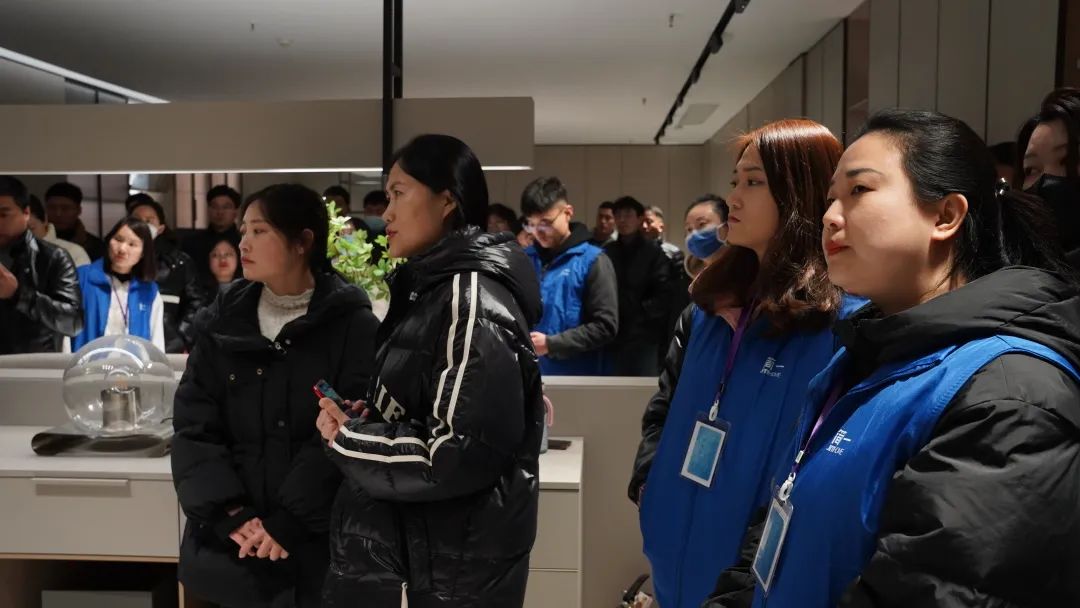 简一家居第二十六期精英设想练习营培训美满竣事！