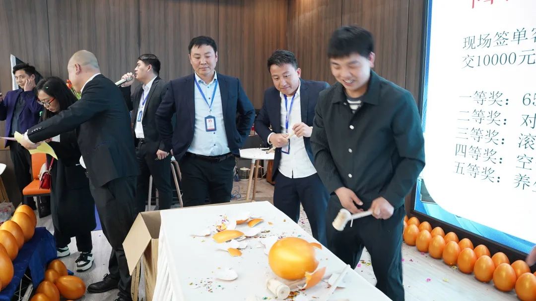 图片尺寸:1080 x 608 简一家居4.22日工场团购“狂飙”盛宴美满竣事