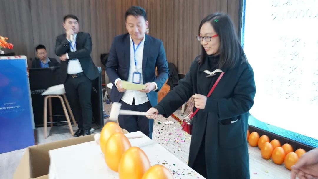 图片尺寸:1080 x 608 简一家居4.22日工场团购“狂飙”盛宴美满竣事